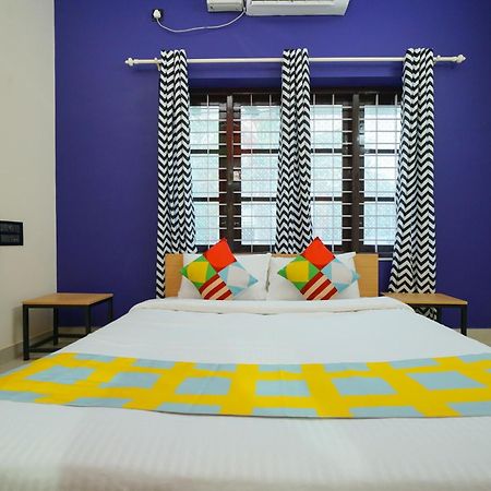 Hotel O Majestic Stays Kazhakuttam Exterior foto